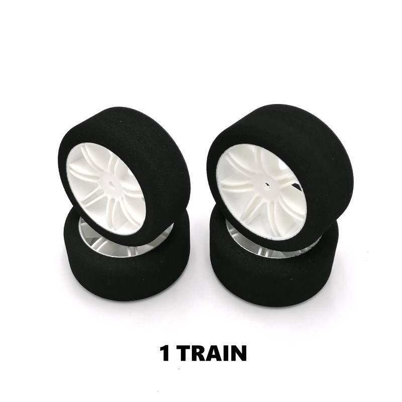 1 train pneus piste 1/10 jantes blanches FFVRC - HOT RACE